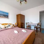 Arka Przystan *