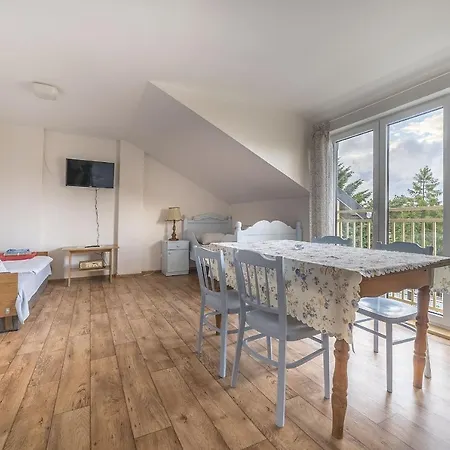 ホームステイ Arka Przystan