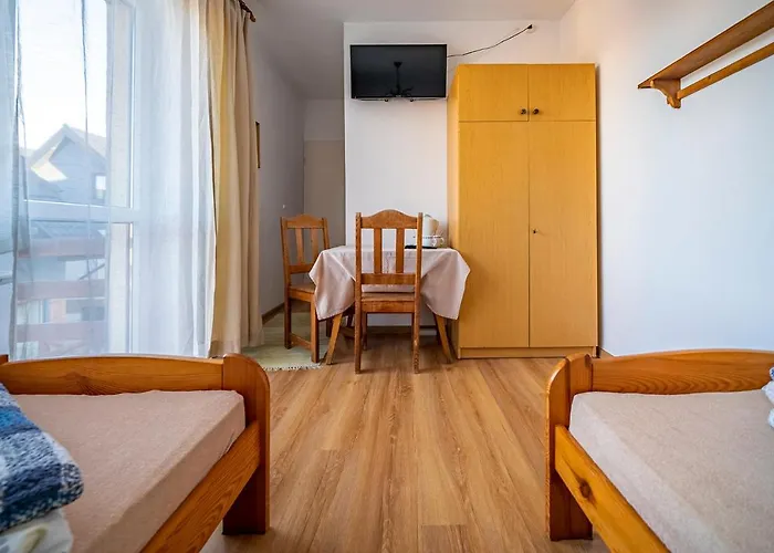 Arka Przystan * Jastrzębia Góra